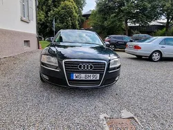 Grün Gebraucht 2007 Audi A8L Limousine | 8.000 €