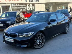 Schwarz Gebraucht 2019 BMW 330 Advantage Limousine | 28.900 € (Teuer)