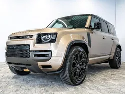 Gold Neu 2025 Land Rover Defender SUV | 188.780 €
