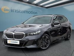 Grau Gebraucht 2024 BMW 520 Kombi | 54.899 € (Guter Preis)