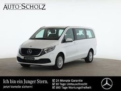 Weiß Gebraucht 2022 Mercedes EQV250 Long Van / Kleinbus | 36.900 €
