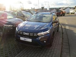 Blau Gebraucht 2024 Dacia Sandero Extreme Van / Kleinbus | 18.890 € (Fairer Preis)