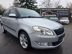 Silber Gebraucht 2011 Skoda Fabia Ambition Kombi | 2.990 € (Guter Preis)