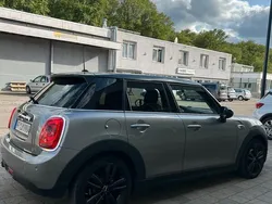 Grau Gebraucht 2017 Mini Cooper Kleinwagen | 14.500 € (Guter Preis)