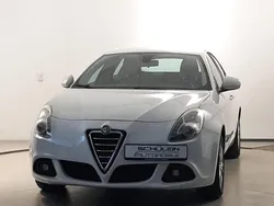 Weiß Gebraucht 2013 Alfa Romeo Giulietta Turismo Kleinwagen | 6.980 € (Fairer Preis)