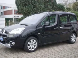 Lack onyx schwarz/deckende la Gebraucht 2014 Citroën Berlingo SELECTION Van / Kleinbus | 9.499 € (Etwas zu teuer)