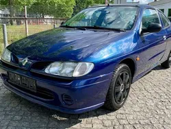 Blau Gebraucht 1996 Renault Mégane Coupé Coupé | 1.890 €