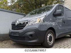 Grau Gebraucht 2021 Renault Trafic Komfort Van / Kleinbus | 18.998 € (Superpreis)
