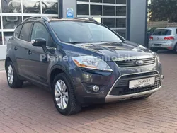 Grau Gebraucht 2010 Ford Kuga Titanium SUV | 7.490 € (Fairer Preis)