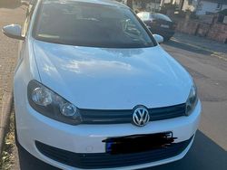 Weiß Gebraucht 2012 VW Golf VI Kleinwagen | 3.500 €