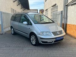 Silber Gebraucht 2007 VW Sharan Freestyle Van / Kleinbus | 5.999 € (Etwas zu teuer)