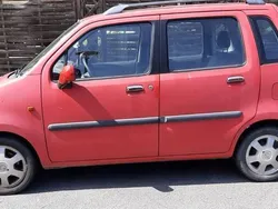 Rot Gebraucht 2002 Opel Agila Kleinwagen | 250 €