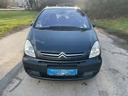 Schwarz Gebraucht 2006 Citroën Xsara Picasso Van / Kleinbus | 2.990 €