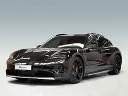 Tiefschwarzmetallic Gebraucht 2024 Porsche Taycan 4S Cross Turismo Limousine | 127.800 €