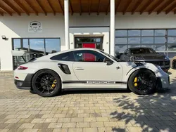Grau Gebraucht 2018 Porsche 911 GT2 Coupé | 364.911 €