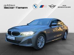 Skyscraper grau Gebraucht 2024 BMW 320 Comfort Edition Limousine | 33.612 € (Guter Preis)