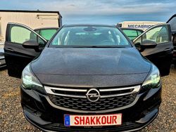 Schwarz Gebraucht 2016 Opel Astra Limousine | 7.999 € (Etwas zu teuer)