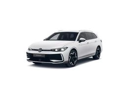 Oryxweiß perlmutteffekt Gebraucht 2025 VW Passat R-line Kombi | 40.440 € (Fairer Preis)