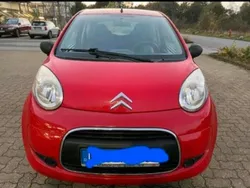 Rot Gebraucht 2009 Peugeot 107 Kleinwagen | 2.450 € (Fairer Preis)
