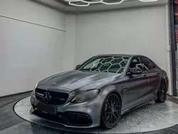 Grau Gebraucht 2017 Mercedes C63S AMG AMG Limousine | 43.999 € (Teuer)