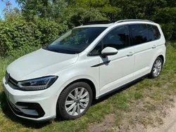 Weiß Gebraucht 2017 VW Touran Highline Van / Kleinbus | 18.500 € (Guter Preis)
