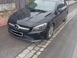 Schwarz Gebraucht 2016 Mercedes CLA220 Shooting Brake Kombi | 10.500 € (Teuer)