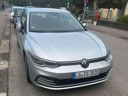Silber Gebraucht 2021 VW Golf VIII Life Limousine | 20.800 € (Fairer Preis)