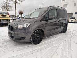 Gebraucht 2017 Ford Tourneo Courier Sport Van / Kleinbus | 7.450 € (Superpreis)
