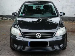 Schwarz Gebraucht 2006 VW Golf Plus Cross Goal Van / Kleinbus | 3.099 € (Fairer Preis)