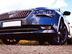 Grau Gebraucht 2019 Skoda Superb Style Limousine | 18.800 € (Fairer Preis)