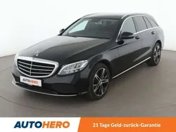 Schwarz baltic black Gebraucht 2019 Mercedes C300e Exclusive Kombi | 23.120 € (Fairer Preis)