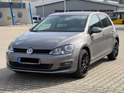 Grau Gebraucht 2014 VW Golf VII Cup Limousine | 9.400 € (Guter Preis)