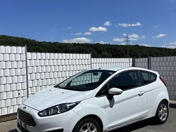 Weiß Gebraucht 2013 Ford Fiesta Trend Kleinwagen | 5.700 € (Fairer Preis)