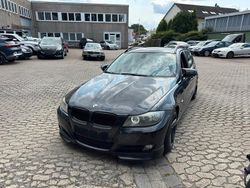 Schwarz Gebraucht 2008 BMW 320 Kombi | 6.950 €