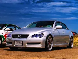 Silber Gebraucht 2004 Toyota Mark X Premium Limousine | 17.999 €