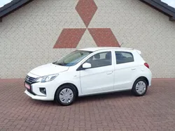Weiß Gebraucht 2021 Mitsubishi Space Star Select Limousine | 7.890 € (Guter Preis)
