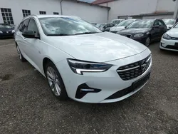 Weiß Gebraucht 2021 Opel Insignia Business Elegance Kombi | 13.980 € (Guter Preis)