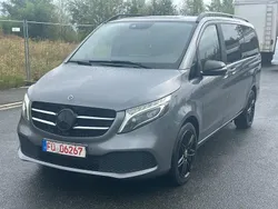 Grau Gebraucht 2022 Mercedes V250 AMG Van / Kleinbus | 39.990 € (Fairer Preis)