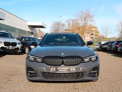 Dravitgrau Gebraucht 2021 BMW 330 M Sport Kombi | 37.500 € (Teuer)