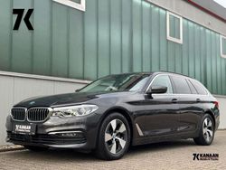 Grau Gebraucht 2020 BMW 520 Limousine | 30.464 € (Fairer Preis)