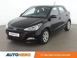 Schwarz Gebraucht 2017 Hyundai i20 Kleinwagen | 9.290 € (Fairer Preis)