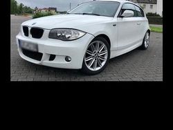 Weiß Gebraucht 2011 BMW 120 M Sport Kleinwagen | 4.800 €