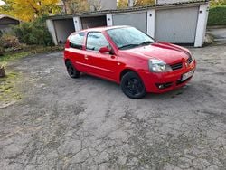 Rot Gebraucht 2007 Renault Clio II Campus Limousine | 2.500 € (Fairer Preis)
