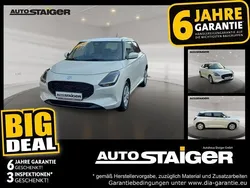 Pure white pearl metallic Neu 2024 Suzuki Swift Comfort Kleinwagen | 17.990 €