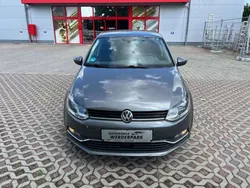 Grau Gebraucht 2015 VW Polo LOUNGE Kleinwagen | 12.499 € (Fairer Preis)