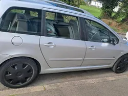 Silber Gebraucht 2005 Peugeot 307 Kombi | 500 €