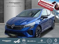 Valenciaorange Gebraucht 2024 Renault Clio V Techno Limousine | 21.690 € (Etwas zu teuer)