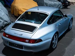 Silber Gebraucht 1996 Porsche 911 Carrera 4S Coupé | 124.999 €