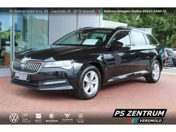 Blackmagic (metallic) Gebraucht 2022 Skoda Superb Ambition Kombi | 27.430 € (Fairer Preis)