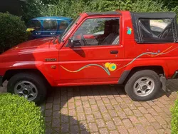 Rot Gebraucht 1989 Daihatsu Rocky SUV | 9.990 €